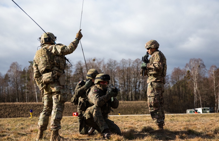 އެމެރިކާ ފޭރިގަތް އީރާންގެ ވަޒަންތައް ޔޫކްރޭނަށް