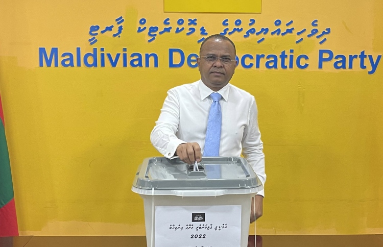 އެމްޑީޕީ ޕީޖީގެ ދެވަނަ ޑެޕިއުޓީއަކަށް އަނދުން ހުސެއިން