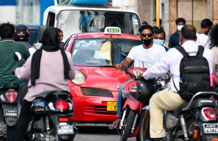 އަގު ބޮޑުކޮށް ޓެކްސީ ދަތުރުކުރި 15 މައްސަލަ ޕޮލިހަށް