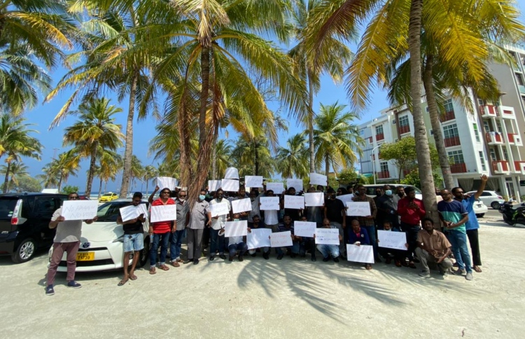 ޓެކްސީ ޑްރައިވަރުން އަނެއްކާވެސް އިހުތިޖާޖަށް ނުކުންނަނީ