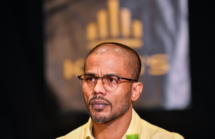 ހަ މިލިއަން ދައްކަން އަލްހާނާއި އިތުރު ބަޔަކަށް ހުކުމް