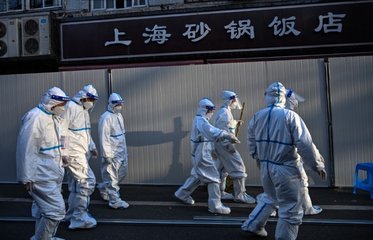 ކޮވިޑް ވައިރަސް ފެތުރުމުގެ ދެ ނަޒަރިއްޔާއެއް