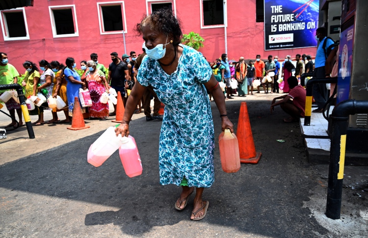 ލަންކާގައި ފަގީރުކަން އާދަޔާ ހިލާފަށް ބޮޑު