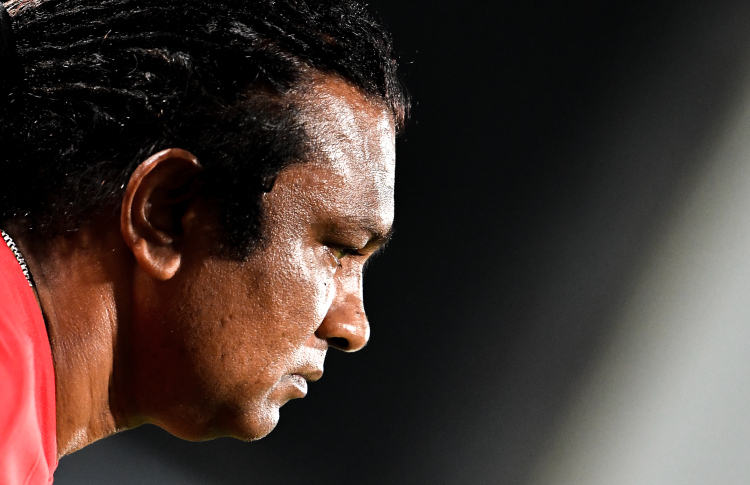 ނިއުގެ ހަތުރުވެރިޔާ އެންމެ ފަހުން އެ ޓީމުގެ މިތުރަކަށް