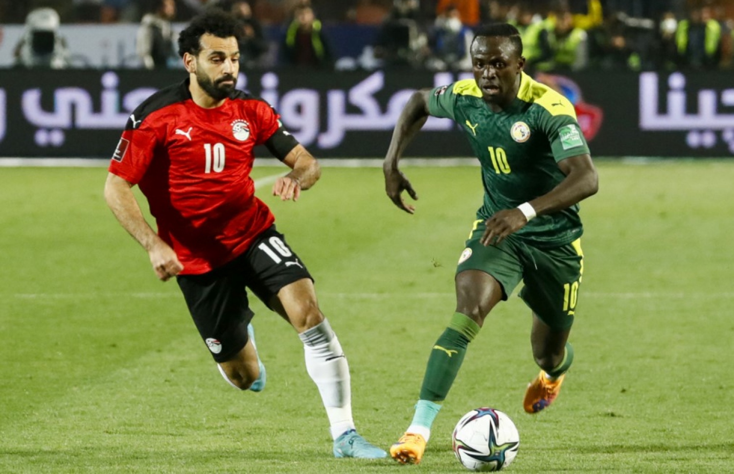 މާނޭ (ކ) އާއި ސަލާހު، ރޭ ކުޅުނު މެޗުގެ ތެރެއިން.-- ފޮޓޯ: އޭއެފްޕީ