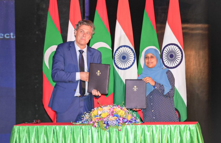 އައްޑޫގެ ބިންހިއްކުން ނެދަލެންޑްސްގެ ބަޔަކާ ހަވާލުކޮށްފި