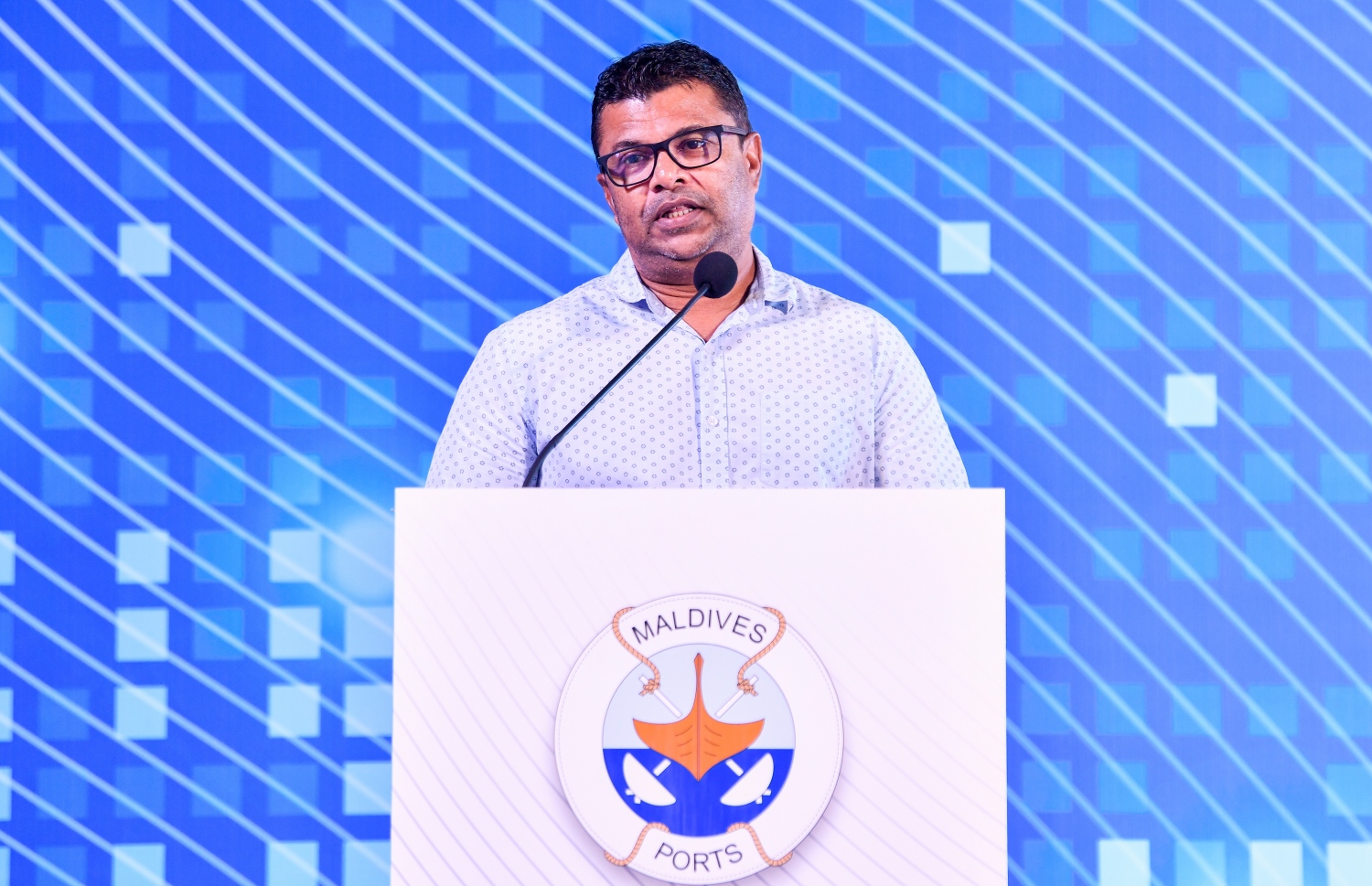 އެމްޕީއެލްގެ ސީއީއޯ ޝާހިދު އެ ކުންފުނީގެ ޑިޖިޓަލައިޒޭޝަން ކެމްޕޭނާ ގުޅޭގޮތުން ވާހަކަދައްކަވަނީ-- ފޮޓޯ: ފަޔާޒު މޫސާ/މިހާރު