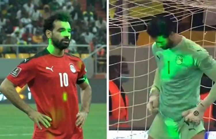 ސެނެގާލް ސަޕޯޓަރުންގެ މައްސަލަ ހިފައިގެން ފީފާއަށް