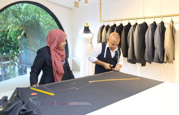 ސްޓޯރިއާ ފެޝަން: ހުނަރާ އެކު މަލަމަތި ބަދަލުކޮށްލަނީ!