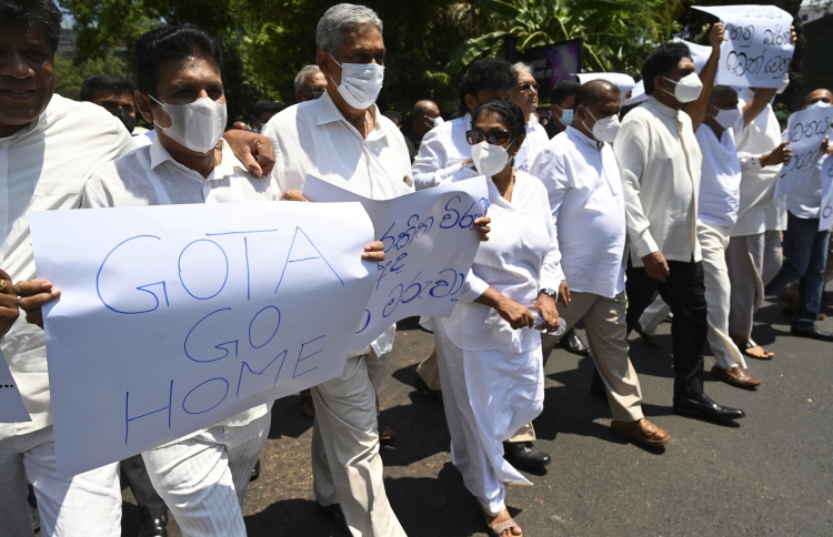 ލަންކާ: ސަރުކާރު ކޯލިޝަނުން 43 މެންބަރުން ވަކިވެއްޖެ