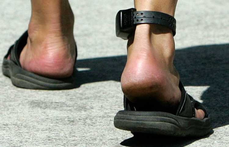 ނުރައްކާތެރި ކުށްވެރިންގެ ޓެގު އަޅުވަން ހައްލެއް ހޯދަނީ