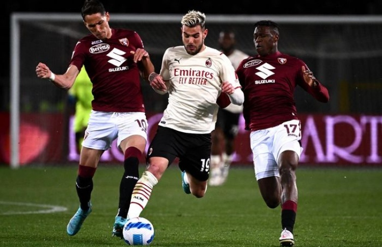 ޓޮރީނޯ އަތުން މޮޅު ނުވިޔަސް އޭސީ މިލާން އެއްވަނައިގައި