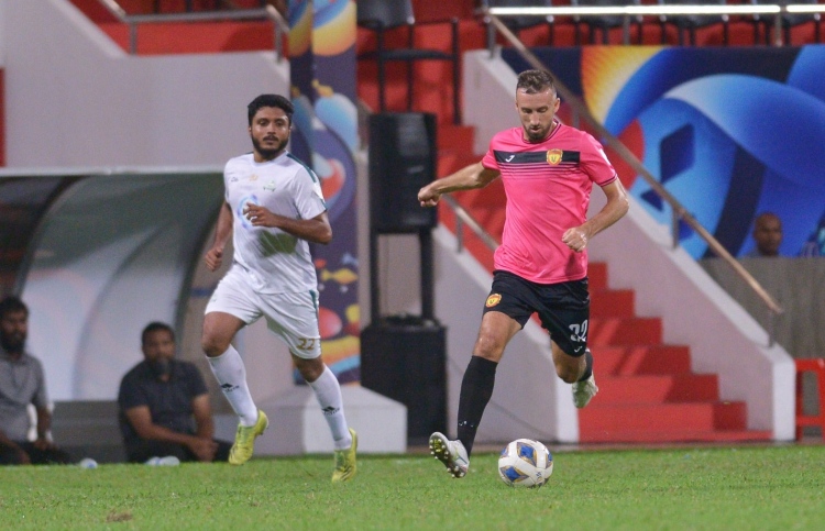 މޮޅުވާން ދިޔަ ގްރީން އަށް ޔޫވިން ހުރަސް އަޅައިފި