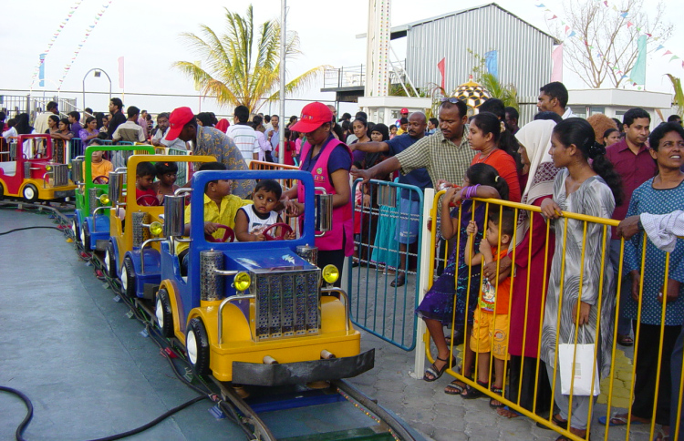 ބީޗުވޮލީ ކުޅޭ ތަނާ ކައިރީގައި ކާނިވަލެއް ތަރައްގީކުރަނީ