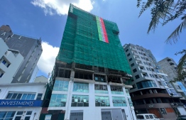 Photo showing "India Out" banners on Former President Abdulla Yameen's residence on April 21: Police have removed them under court orders on Thursday -- Photo: Fayaz Moosa / Mihaaru