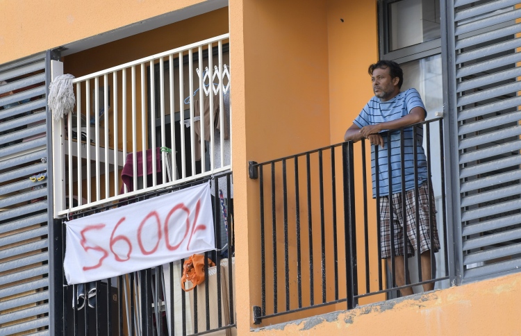 ހިޔާގެ އާބާދީ އަށް އަހަރެއް، އަދިވެސް އެ ޝަކުވާގައި!