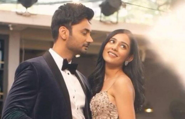 ދަރިއަކު ނުލިބިގެން އުޅުނު ހާލު އަމްރިތާ ކިޔައިދީފި