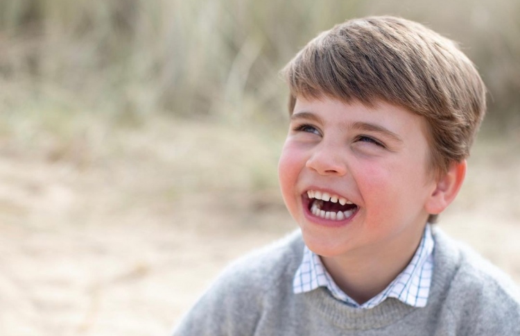 ޕްރިންސް ލުއީސްގެ އާ ފޮޓޯތަކެއް