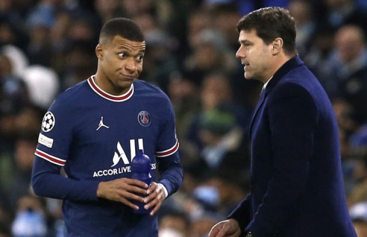 ޕޮޗެޓީނޯގެ ވާހަކަތައް އަންޗެލޮޓީ ނުސީދާކޮށް ދޮގުކޮށްފި