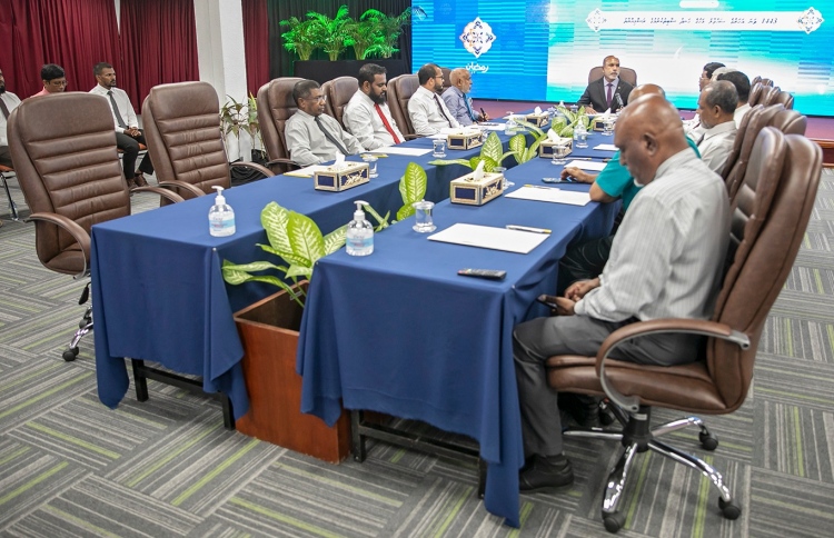 ފިތުރު އީދަކީ ހޯމަ ދުވަސް