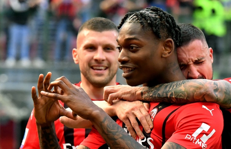 އޭސީ މިލާނުން އެއްވަނައިގައި ލީޑު ދަމަހައްޓައިފި