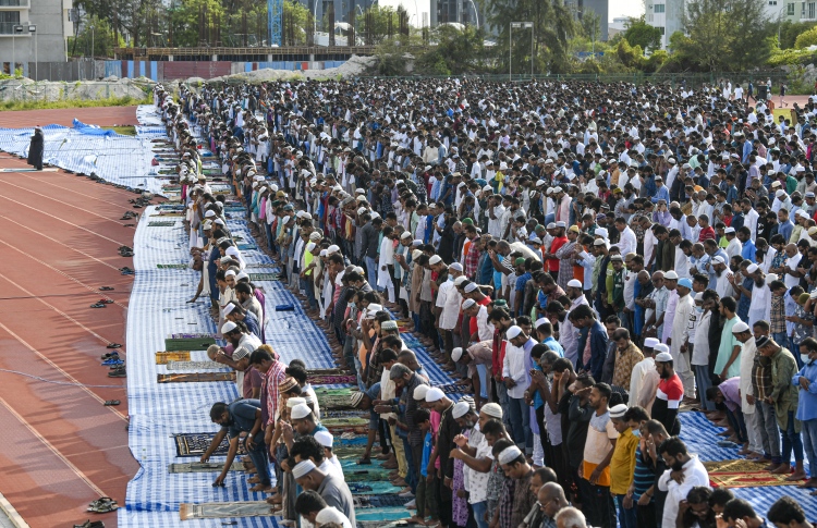 ރާއްޖެއަށް ވެސް މާދަމާއަކީ އީދު ދުވަސް