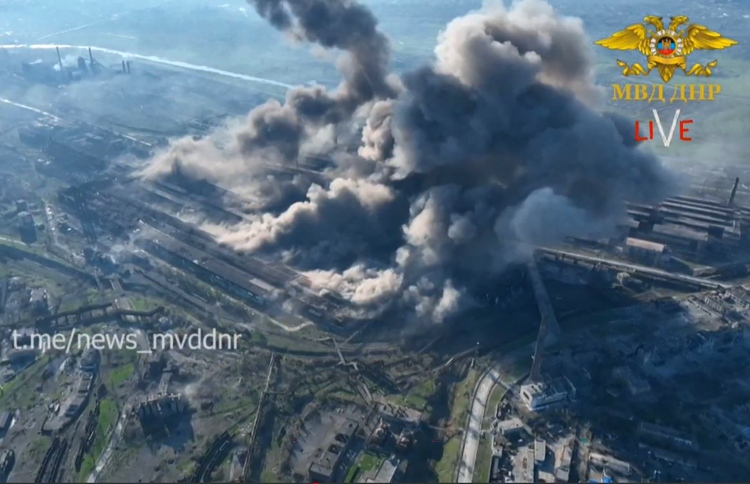 ޔޫކްރޭން އަމާން ދިނުމުން ހަނގުރާމަ ހުއްޓިދާނެ: ރަޝިޔާ