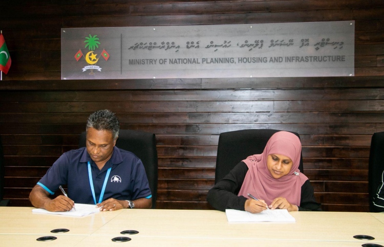 ތިން ރަށެއްގެ ބަނދަރުހަދަން އެމްޓީސީސީއާ ހަވާލުކޮށްފި