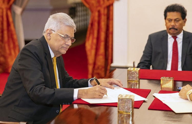 ލަންކާގެ އާ ކެބިނެޓަށް ހަތަރު މިނިސްޓަރުން