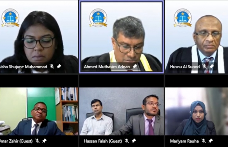 ދިފާއުގައި "ބަރަބޮލޭ" ބުނެ ނިންމާނުލަން އެދެފި