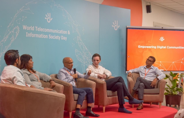 މަތީ ތައުލީމުގެ ދަރިވަރުންނާއެކު ދިރާގުން ބައްދަލުވުމެއް