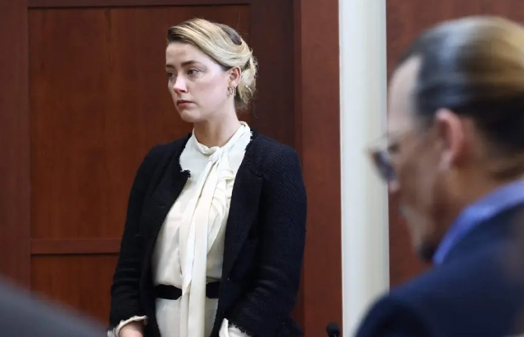 ޑެޕް އަނިޔާކުރީ މަސްތުގެ ހާލަތުގައި ހުރެ: ހާޑް