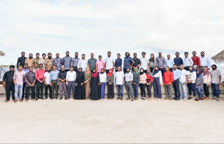 އިތުބާރާ އެކު "މިހާރު" އާ ވިސްނުންތަކަކަށް