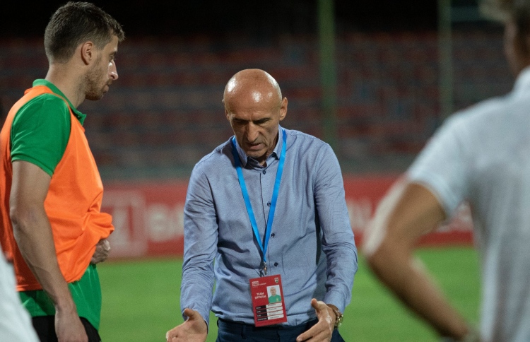 މޯހަން ބަގާންއާ ދެކޮޅަށް ކުޅެންވީގޮތް އެނގޭ: ޖެސިޗް