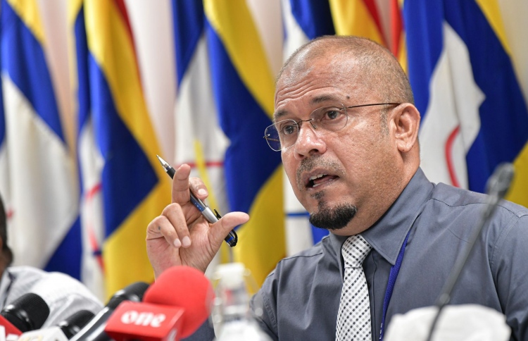 މަގު ކޮނުމުގެ ފީ ބޮޑުކުރި މައްސަލަ ކޯޓުން ބަލައިނުގަތް