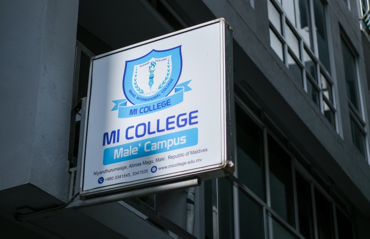 އެމްއައި ކޮލެޖްގެ ސާވޭއަކުން ބޮޑެތި އިނާމުތަކެއް