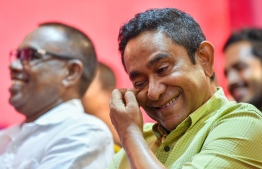 ކުރީގެ ރައީސް އަބްދުﷲ ޔާމީން: އެމަނިކުފާނު އުފެއްދެވި ކޮމިޓީއާއެކު ޕާޓީގެ ތެރޭގައި ވަނީ ދެބަސްވުން އުފެދިފައި - ފޮޓޯ: މިހާރު