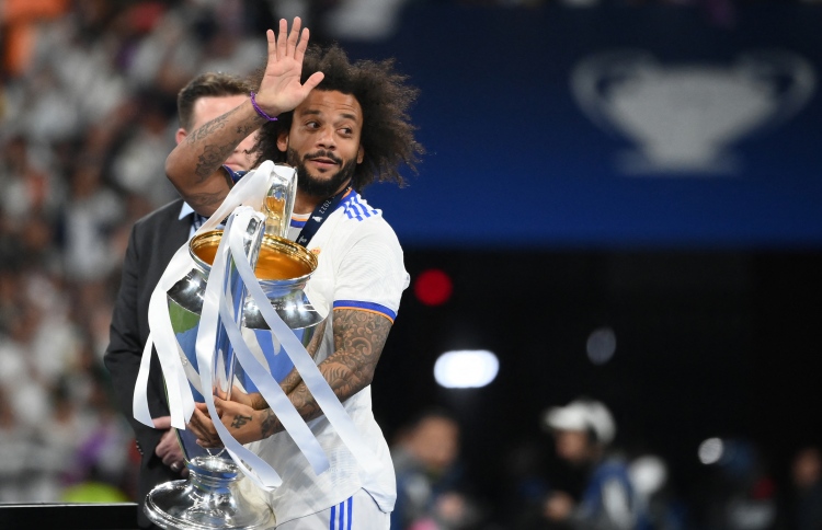 ރެއާލަށް ދެރަ ޚަބަރެއް، މާސެލޯ ޓީމު ދޫކޮށްލައިފި