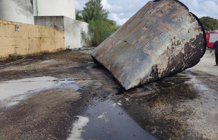 ތެޔޮ ހުސްކުރި ޓޭންކެއްގައި ރޯވެ އެކަކު ސީރިއަސް