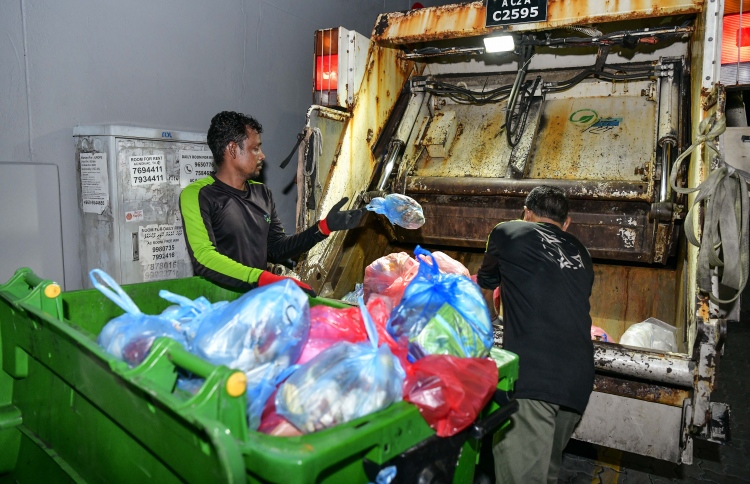 މާލެ އިން ކުނި ސާފުކުރަން ވެމްކޯއިން ނުކުމެއްޖެ