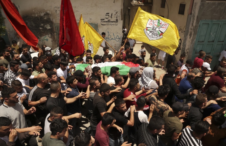 ފަލަސްތީނުގެ ނޫސްވެރިއަކާއި ދެ ޒުވާނުން ޝަހީދުކޮށްލައިފި