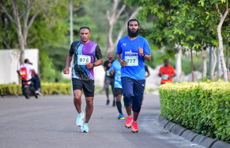 ދަގަނޑޭގެ ކުރިއެރުމާމެދު ނަސްރު ހިތްހަމަޖެހޭ