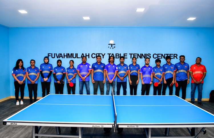 ފުވައްމުލަކުގެ ޓީޓީ ހޯލް ހުޅުވައި ބޭރު ކޯޗަކު ގެނެސްފި