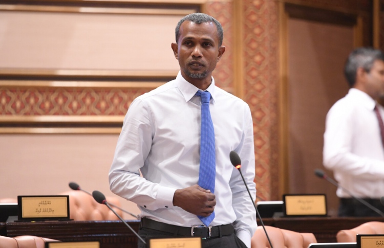 ރަނގަޅު ގޮތަކީ ގަވަރުނަރު އިސްތިއުފާ ދެއްވުން: ތޯރިގު