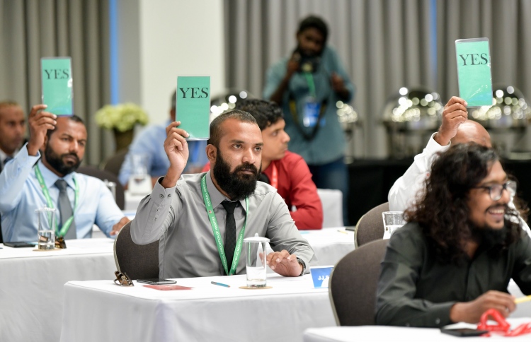 އެފްއޭގެ ގަވާއިދު އިސްލާހުކުރަން ފީފާއިން ކޮންފަރެންސެއް