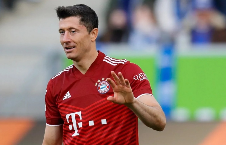 ބަހުގެ ހަމަލާތައް ހުއްޓާލަން ލެވަންޑޯސްކީއަށް އަންގައިފި