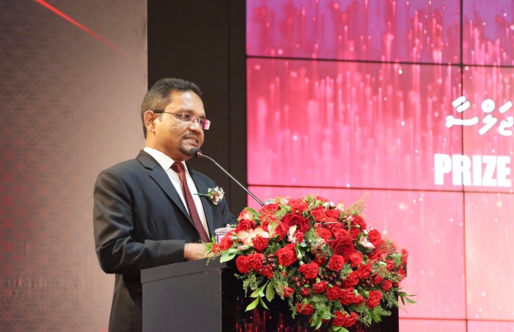 ވިސްނުން ބަދަލުކުރަނިކޮށް ވަރުގަދަ ޖީލެއްލިބޭނެ: ސައީދު