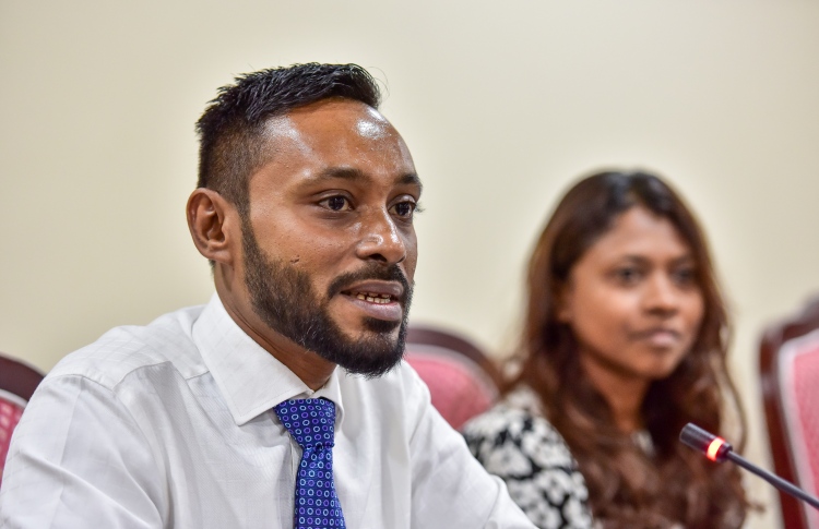 މަރުހޫމް ވިޝާމްގެ ނަމުގައި ޒުވާން ވަކީލުންނަށް އެވޯޑެއް