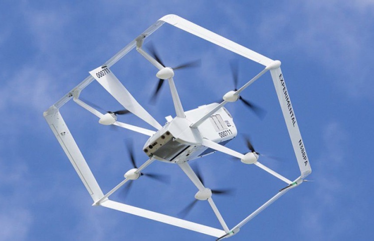 އެމެޒަން އިން ޑްރޯން މެދުވެރިކޮށް ޑެލިވަރީކުރަން ފަށަނީ