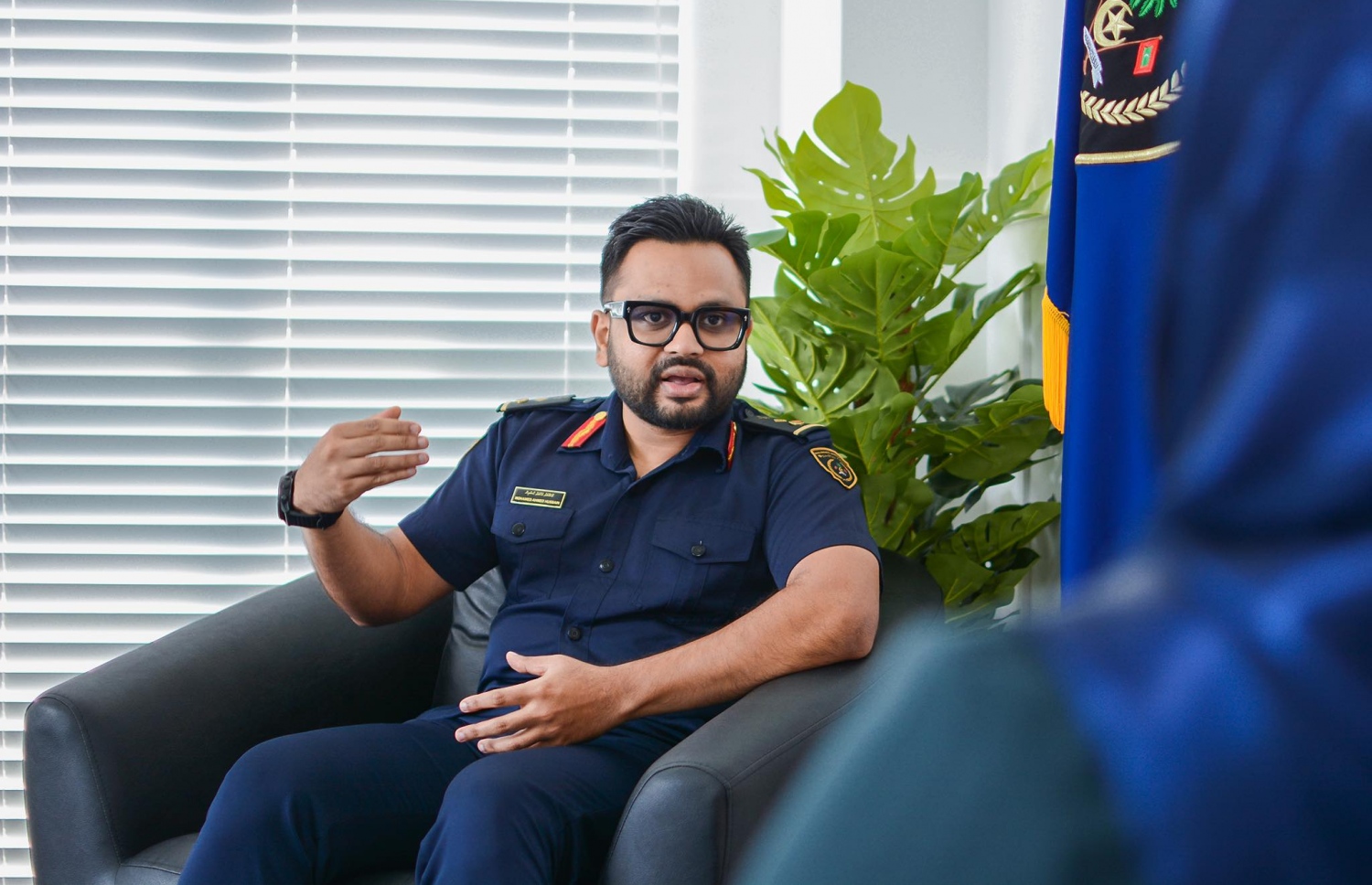 ހަނަފީ "މިހާރު" އާ ކުރިން ވާހަކަ ދައްކަވަނީ.